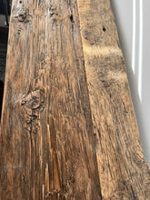 Charger l&#39;image dans la galerie, La menuisière
