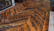 Charger l&#39;image dans la galerie, Table, table artisanale, ébénisterie, création, local, bois de grange, bois centenaire, écologique, environnement, artisanat, artisan
