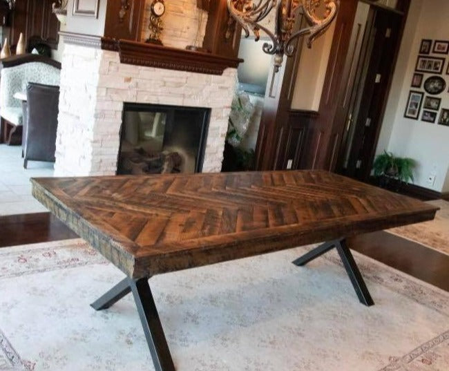 Table, table artisanale, ébénisterie, création, local, bois de grange, bois centenaire, écologique, environnement, artisanat, artisan