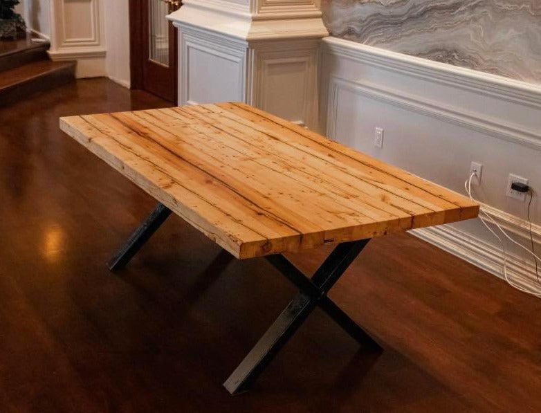 Table, table artisanale, ébénisterie, création, local, bois de grange, bois centenaire, écologique, environnement, artisanat, artisan