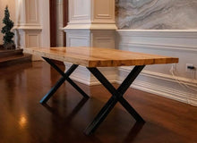 Charger l&#39;image dans la galerie, Table, table artisanale, ébénisterie, création, local, bois de grange, bois centenaire, écologique, environnement, artisanat, artisan
