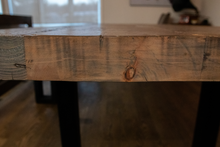 Charger l&#39;image dans la galerie, Table, table artisanale, bois de grange, bois centenaire, artisanat, artisan, écologique, envrionnement
